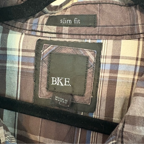 BKE Brown Plaid Pearl Snap Shirt Size Large - Picture 7 of 7